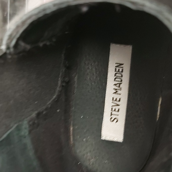 Steve Madden suede chelsea boots - Picture 6 of 8